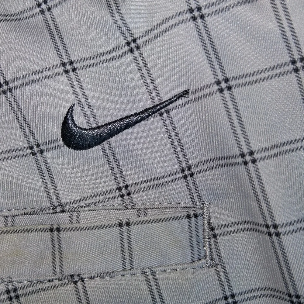 Nike Golf Shorts Mens 36 Gray Check  Dri Fit Performance Chino Flat Front